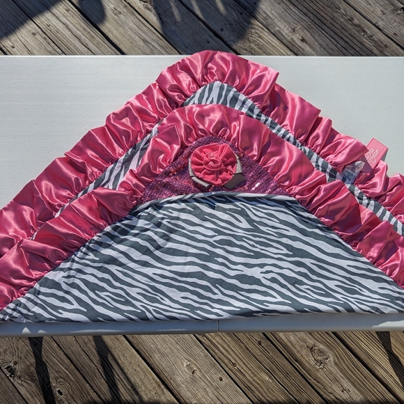 Boutique Peaches 'n Cream knit hooded 🦓 print baby blanket w/satin pink trim - Picture 7 of 11